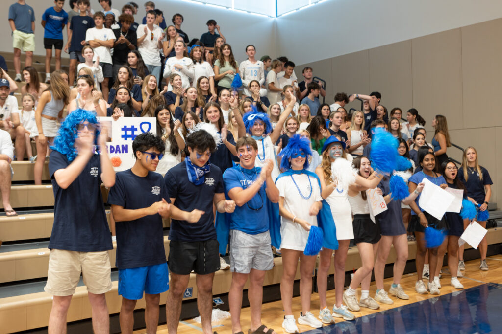 Competition Gym Stands (seats 850)